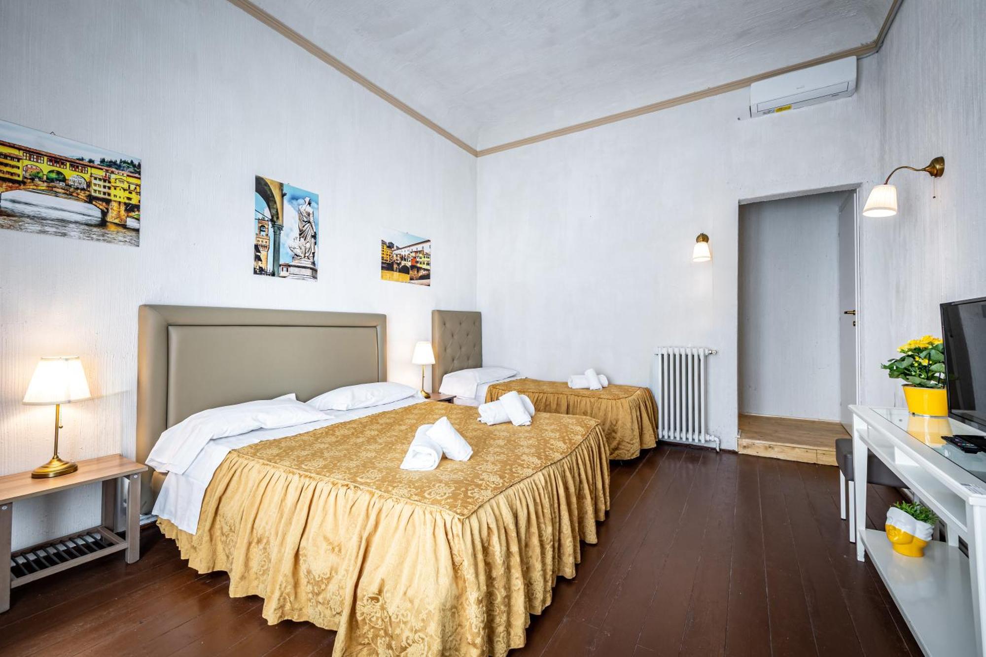 La Loggia Del Porcellino Hotel Florence Exterior photo